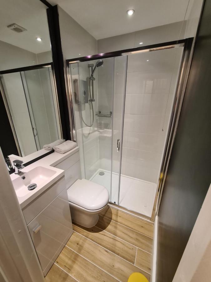The Taylor Suite - Stunning 2-Ensuite Beds, Cathedral View Roof Garden Truro Exterior photo