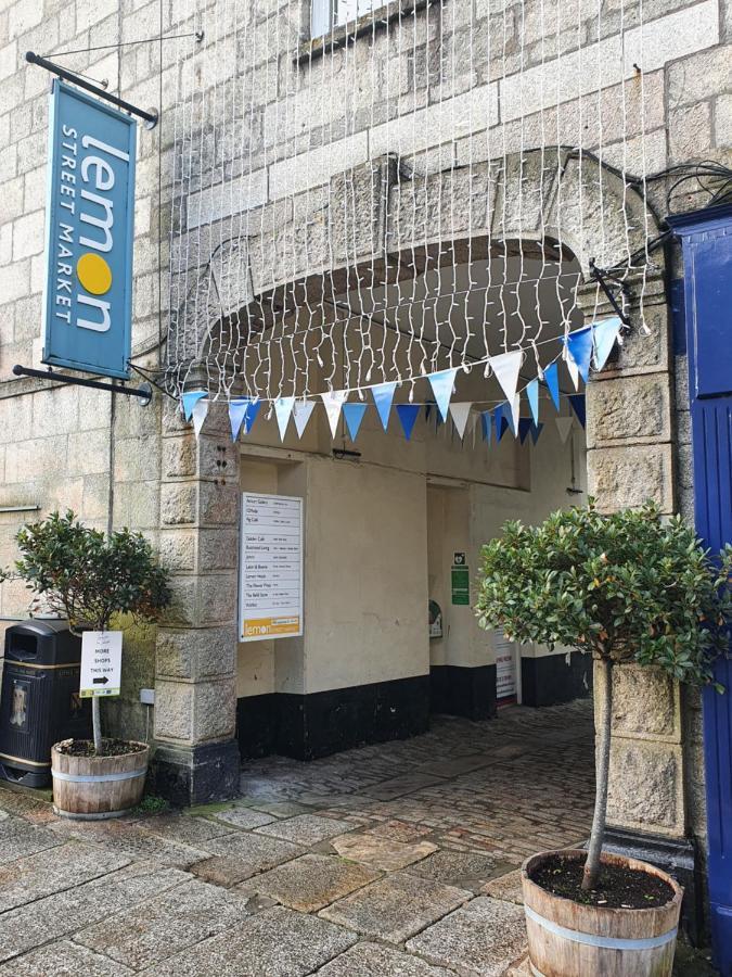 The Taylor Suite - Stunning 2-Ensuite Beds, Cathedral View Roof Garden Truro Exterior photo